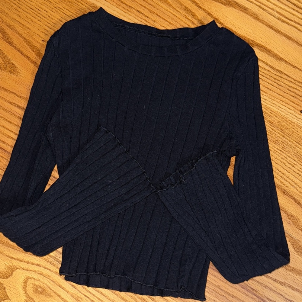 Black Ribbed Long Sleeve Crop Top